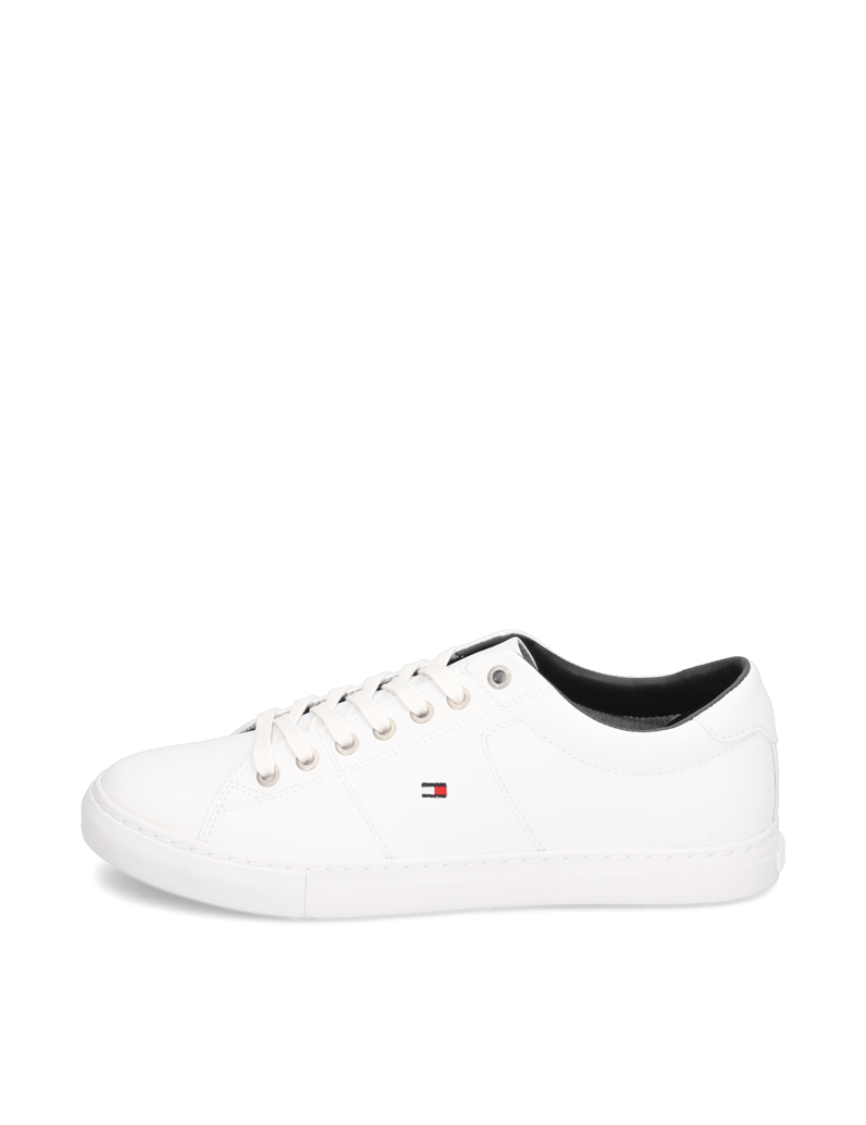 Tommy-Hilfiger-ESSENTIAL-LEATHER-SNEAKER