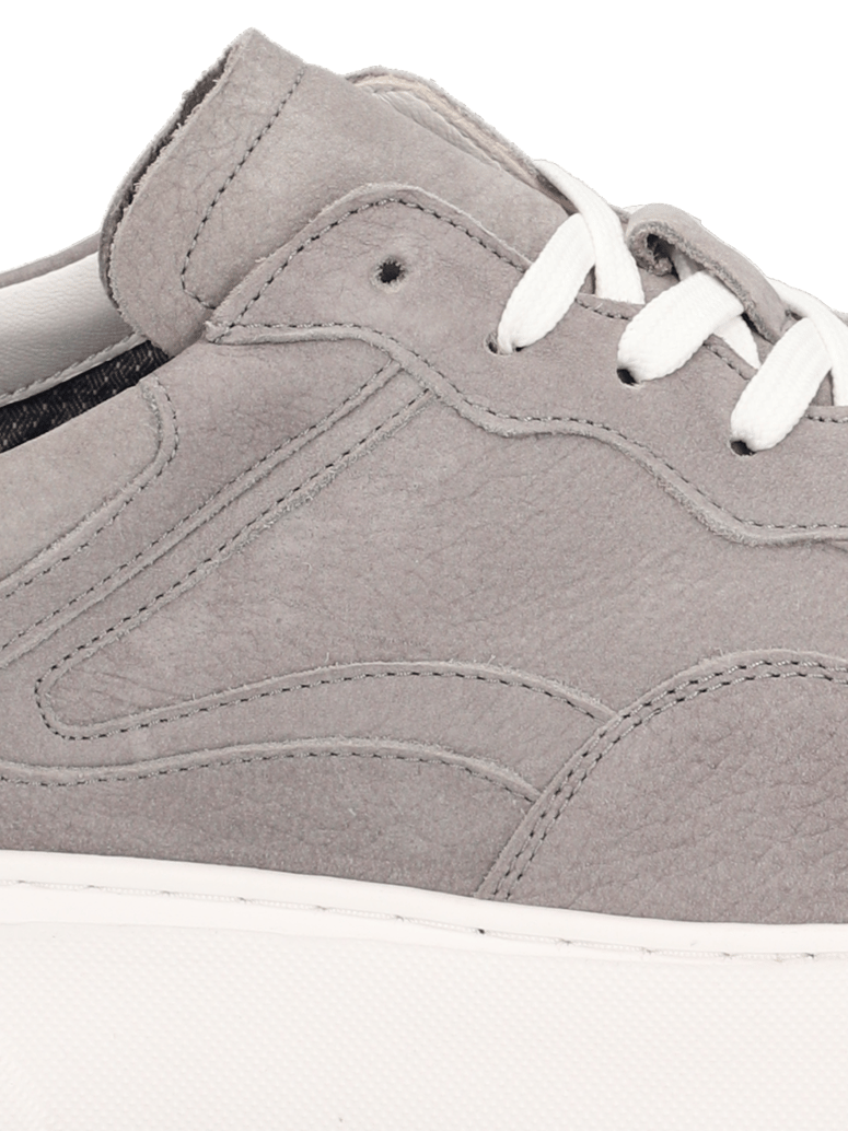 Pat-Calvin-nubuk-usnje-sneakerji