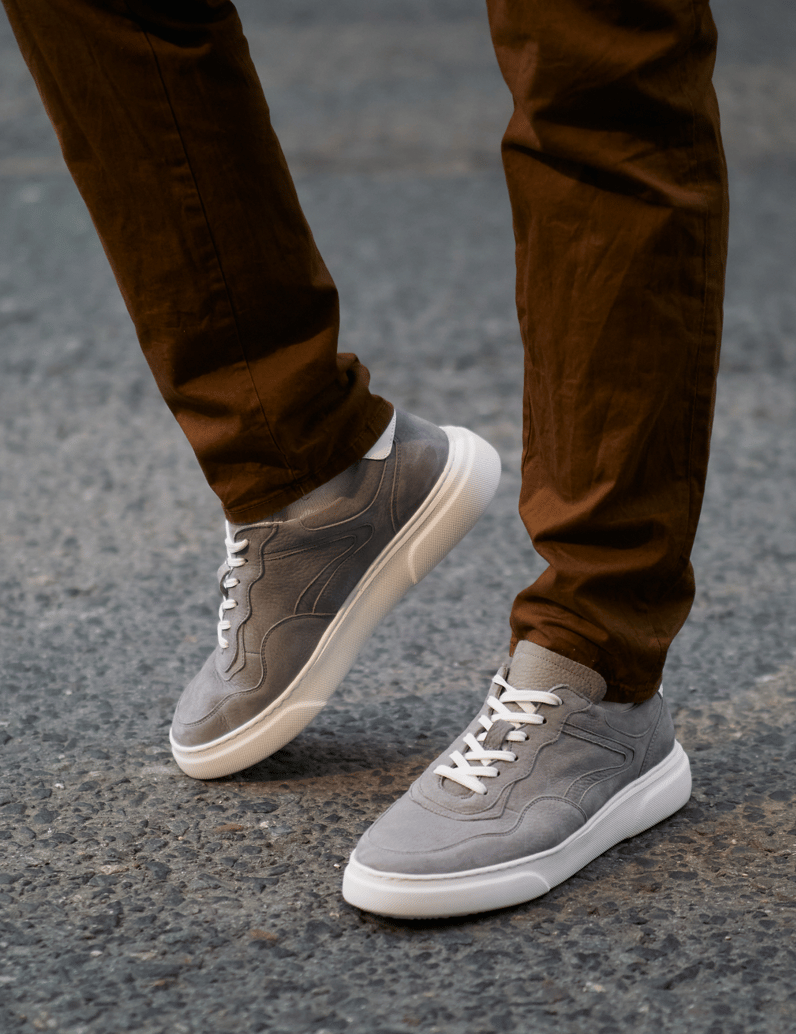 Pat-Calvin-nubuk-usnje-sneakerji