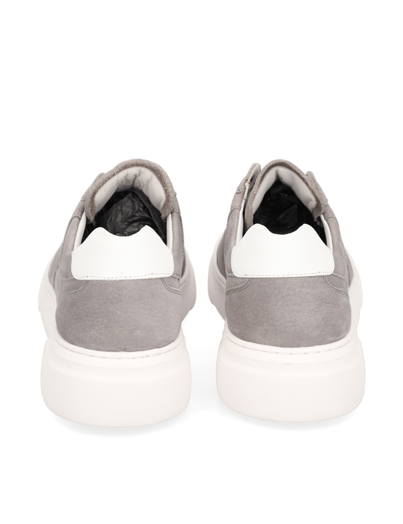 Pat-Calvin-nubuk-usnje-sneakerji