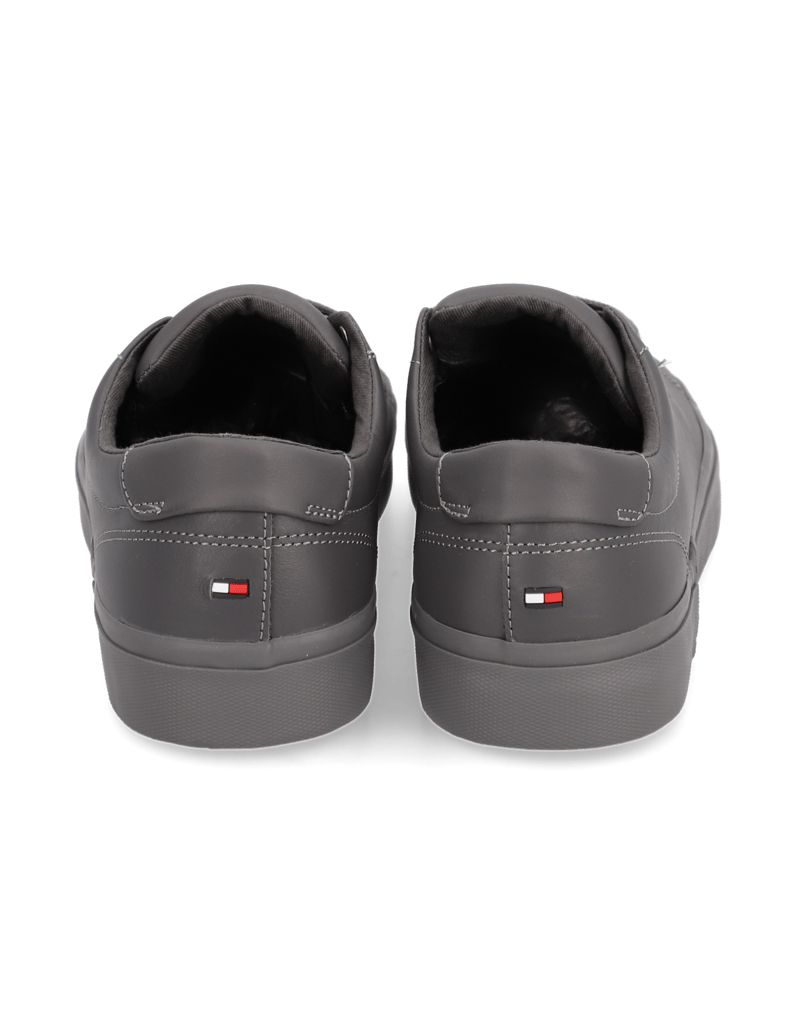 Tommy-Hilfiger-MODERN-VULC-CORPORATE-LEATHER