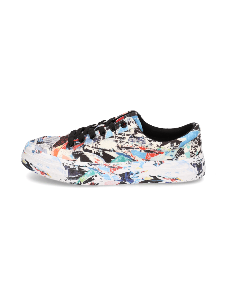 Tommy-Hilfiger-TOMMY-JEANS-GRAFFITI-PRINT-VULC