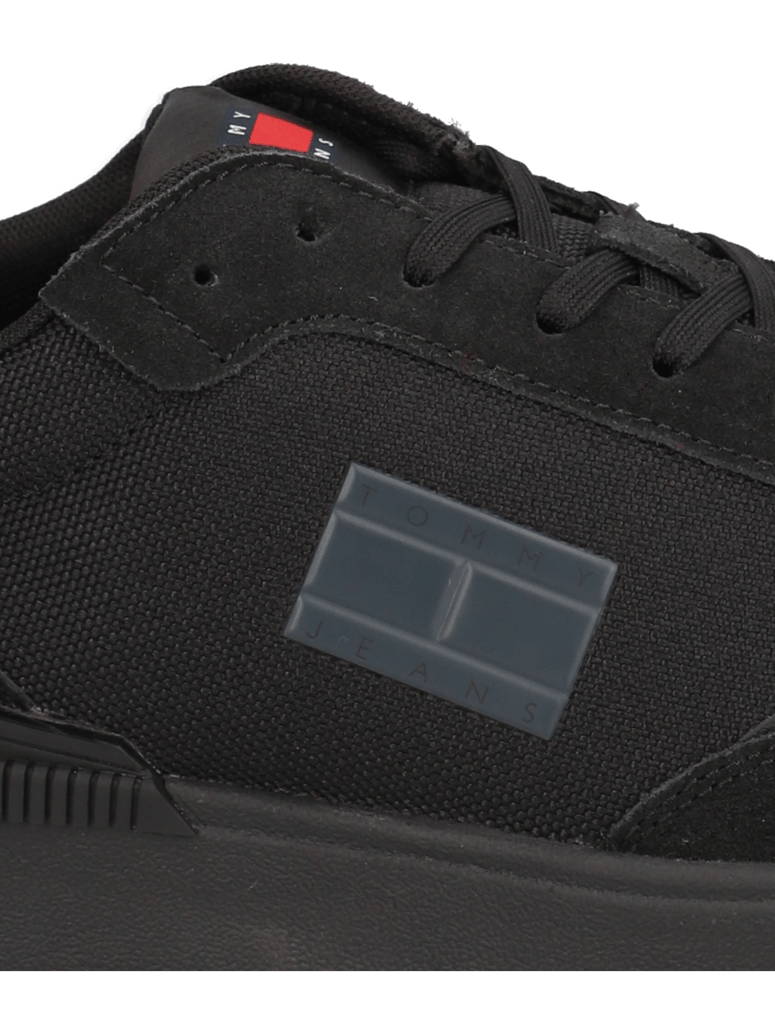 Tommy-Hilfiger-TJM-TECHNICAL-RUNNER-schwarz