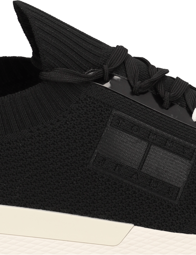 Tommy-Hilfiger-TJM-ELEVATED-RUNNER-KNITTED-černá
