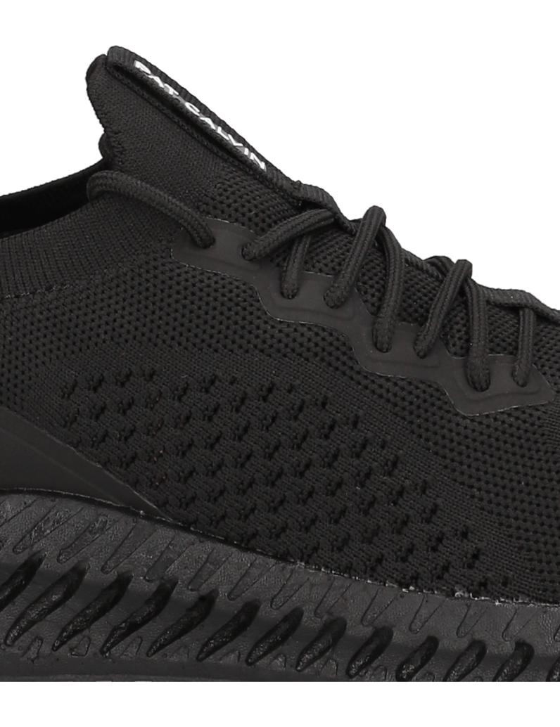 Pat-Calvin-Schnürer-sportiv-čierna