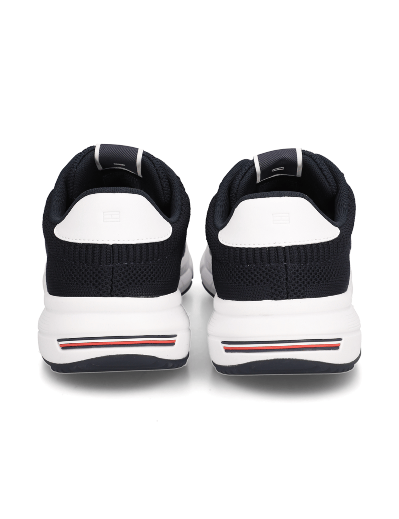 Tommy-Hilfiger-tenisky-čierna