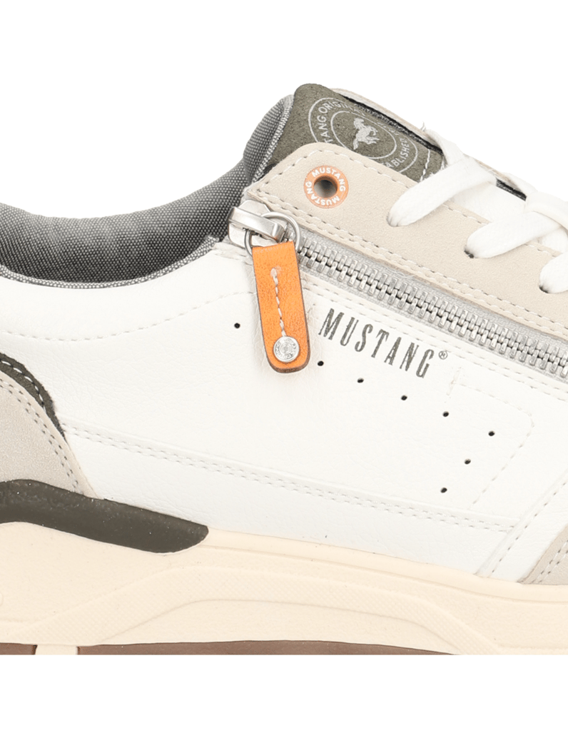 Mustang-Sneaker-weiss