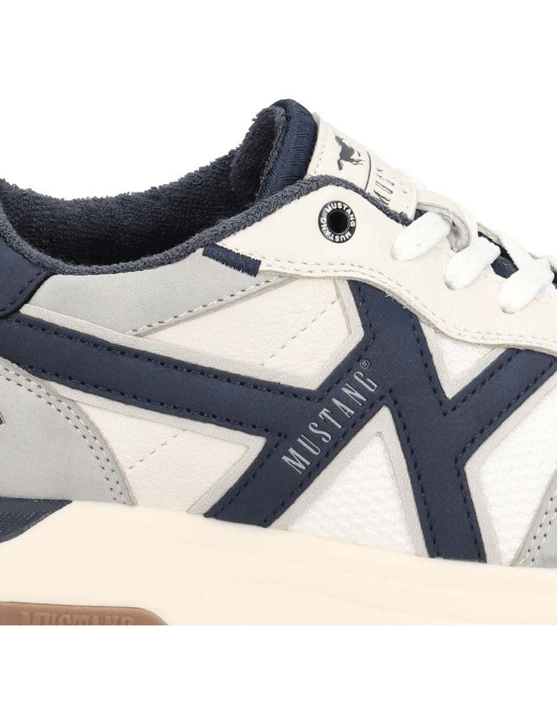 Mustang-superge-siva