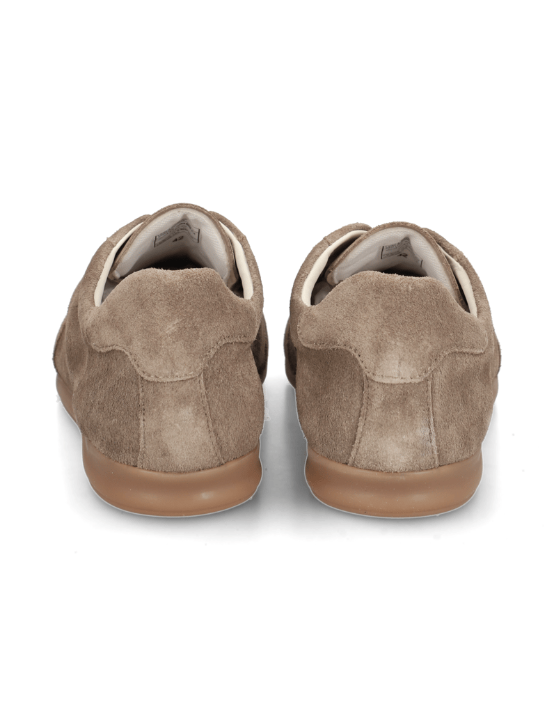 Pat-Calvin-Sneaker-braun