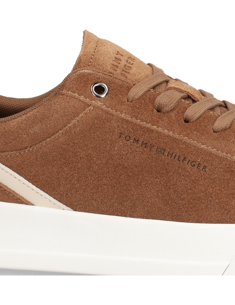 Tommy-Hilfiger-TH-COURT-PREMIUM-SUEDE-rjava