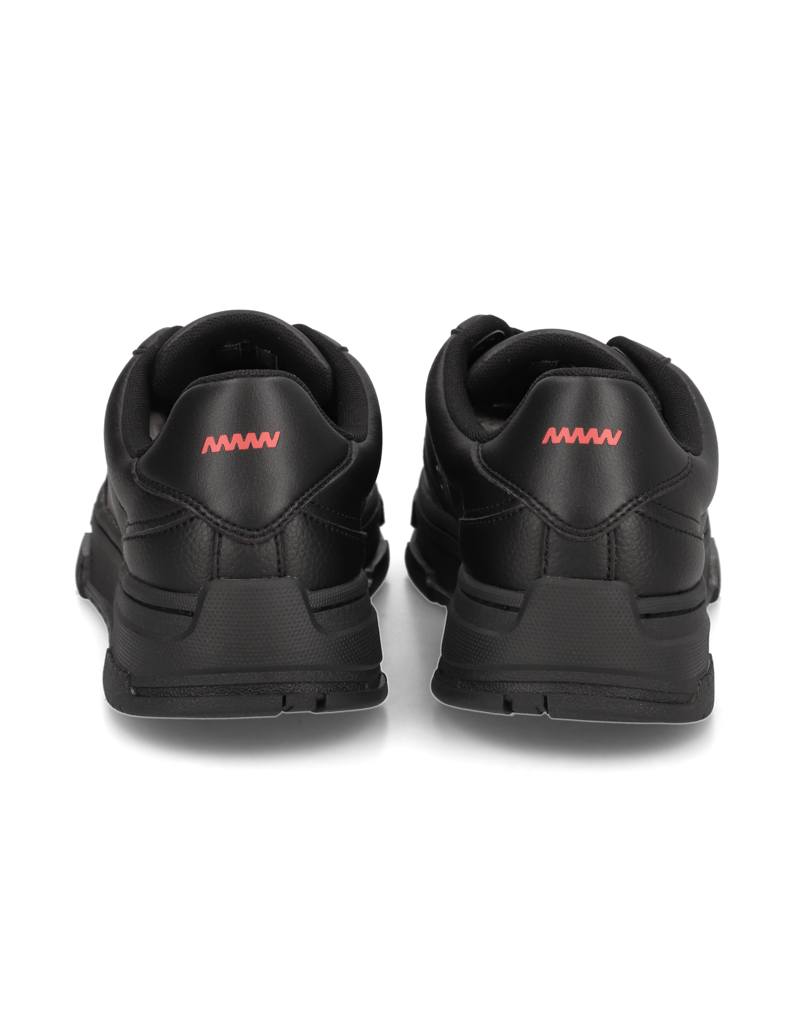 HUGO-Yarrow_tenn_grpu-černá