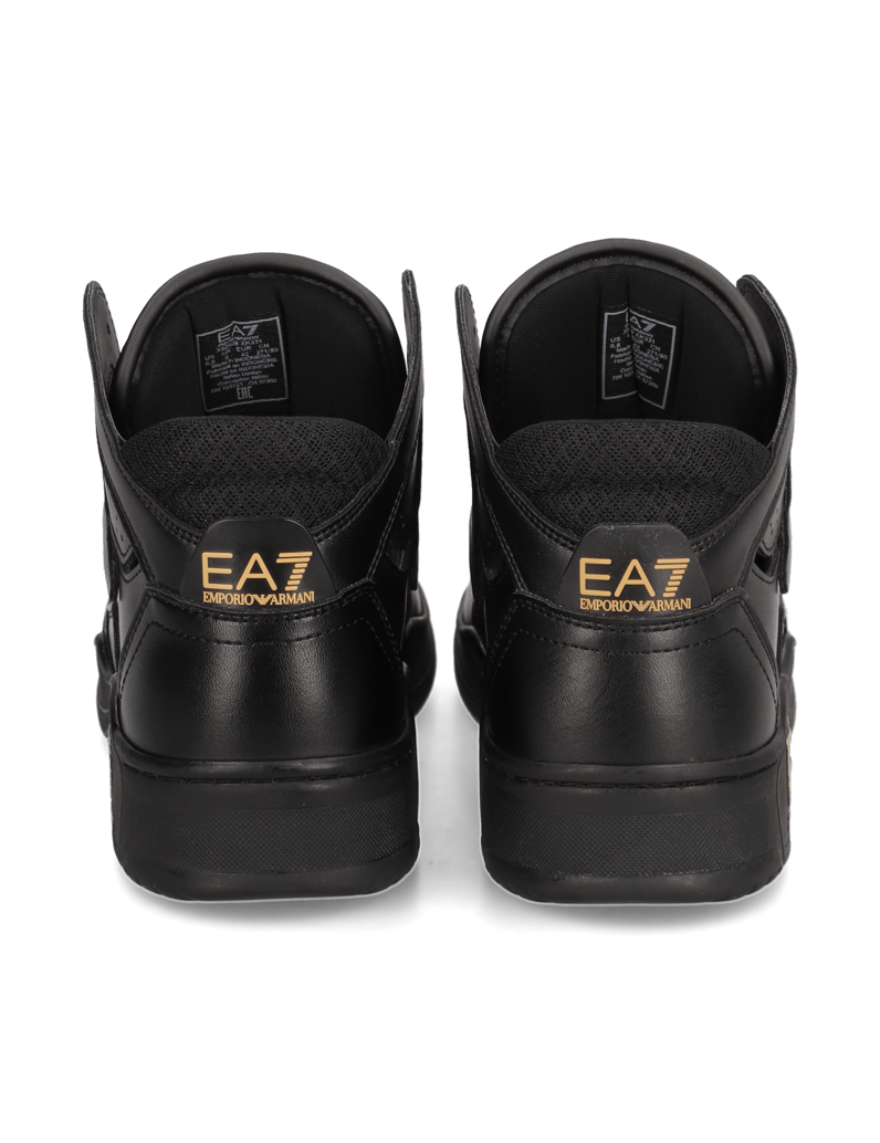 EA7-Emporio-Armani-Sneaker-Mid-Cut's