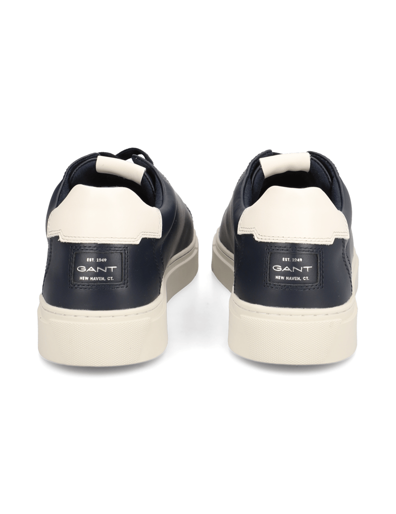 GANT-Mc-Julien-bílá