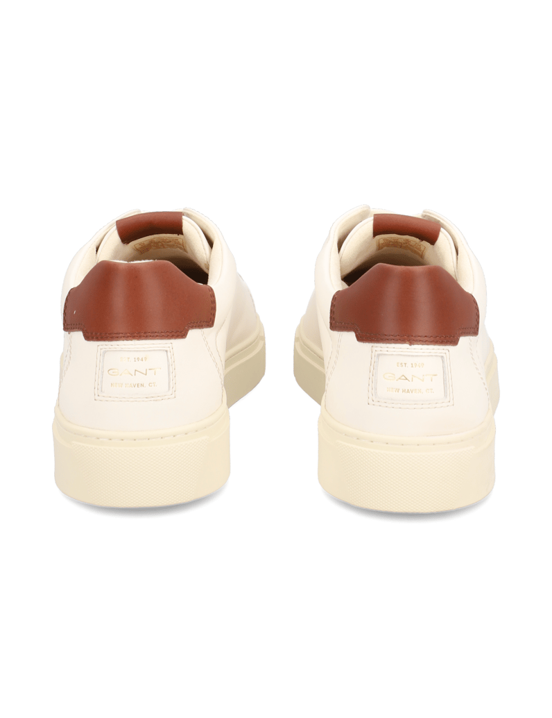 GANT-Mc-Julien-weiss