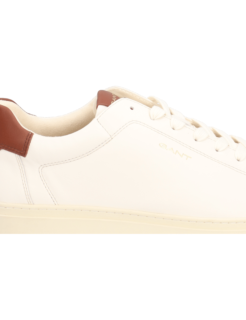 GANT-Mc-Julien-weiss