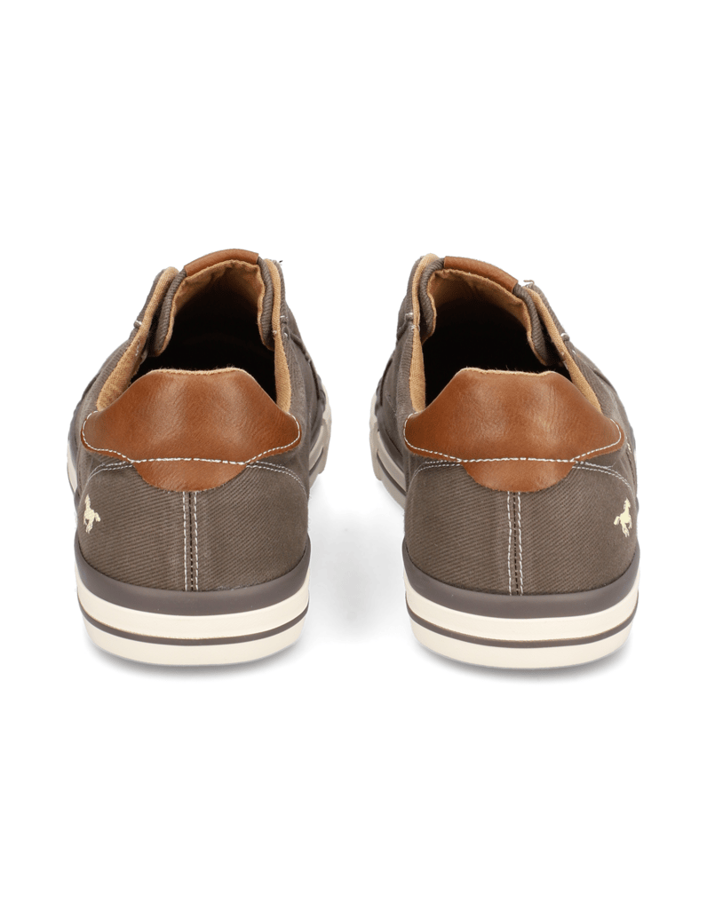 Mustang-športni-čevlji-na-vezalke-siva