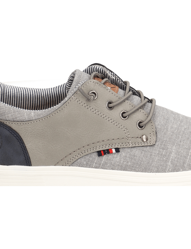 Frank-Walker-TAYLOR-grau