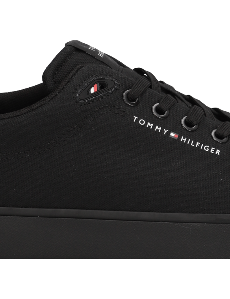 Tommy-Hilfiger-tenisky-čierna