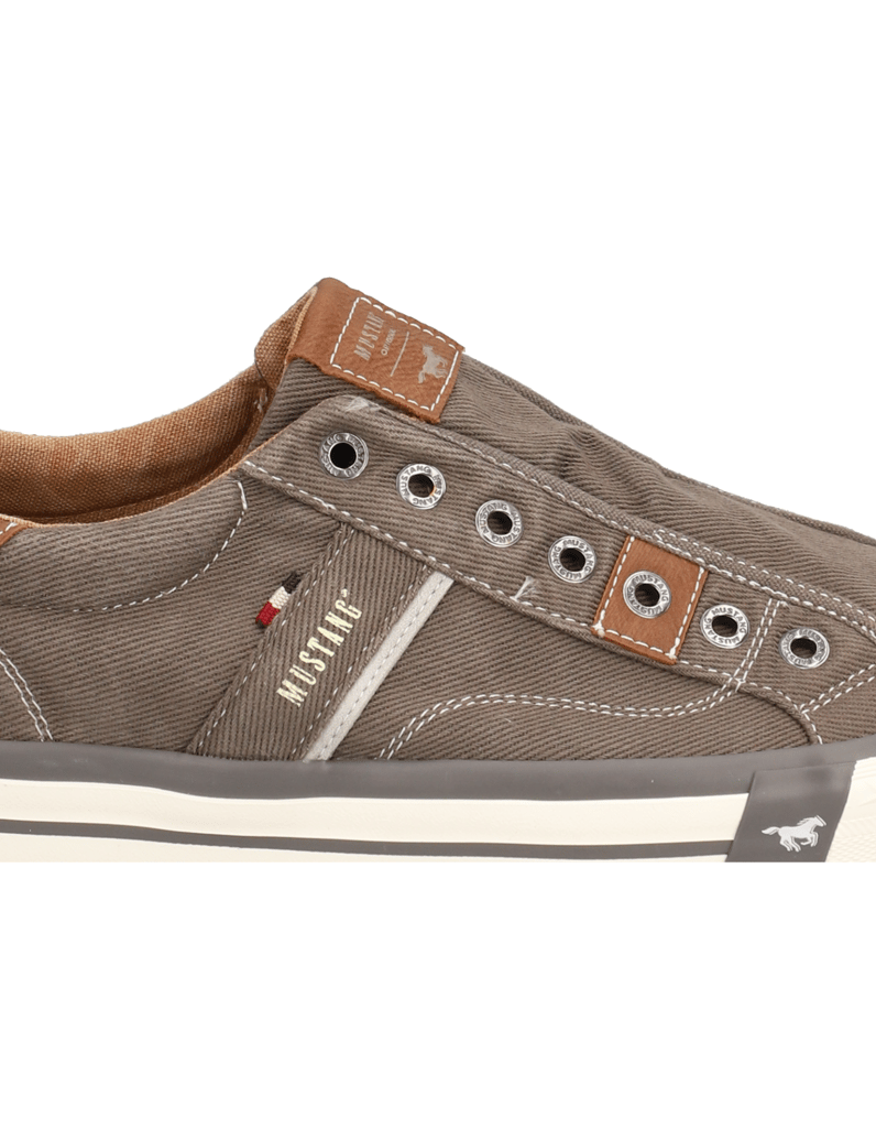 Mustang-textil-športová-nazúvacia-obuv