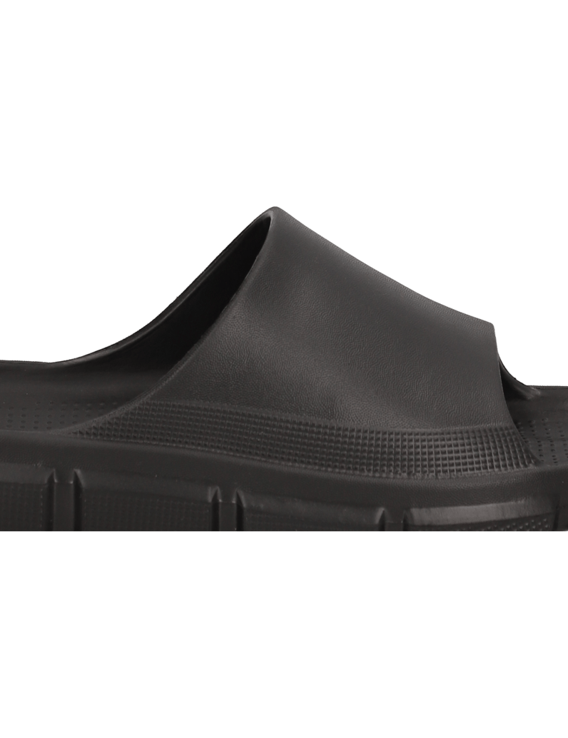 Pat-Calvin-pantofle-černá