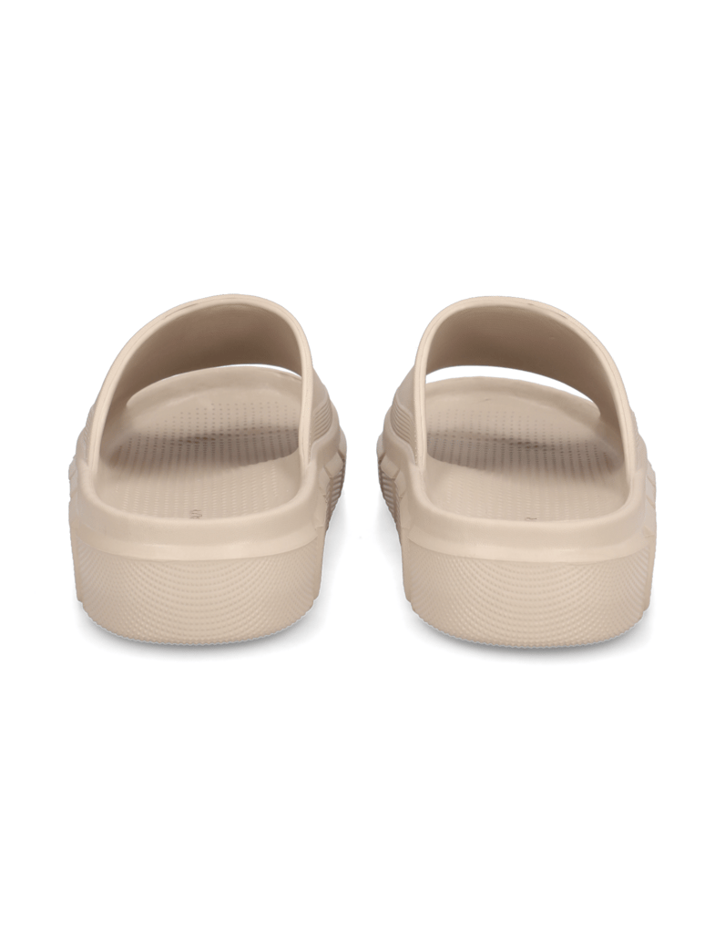 Pat-Calvin-pantofle-černá