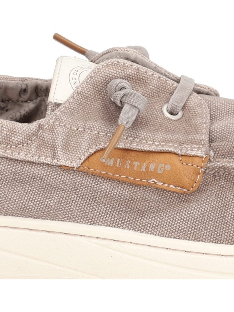 Mustang-Textil-Schnürer-sportiv-grau