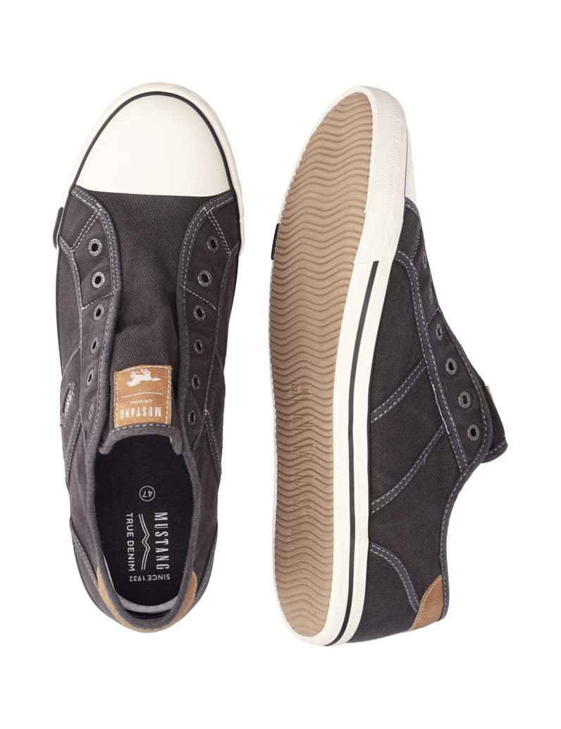 Mustang-textil-športová-nazúvacia-obuv-čierna