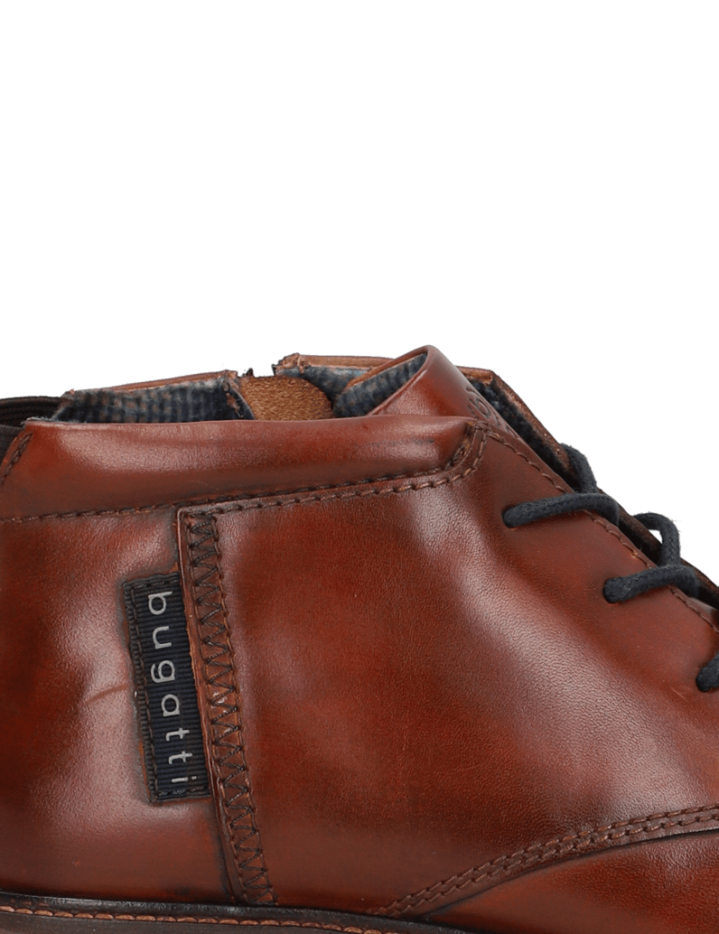 BUGATTI-elegantná-členková-obuv-koňaková