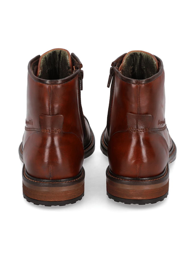 BUGATTI-Miroco-koňaková