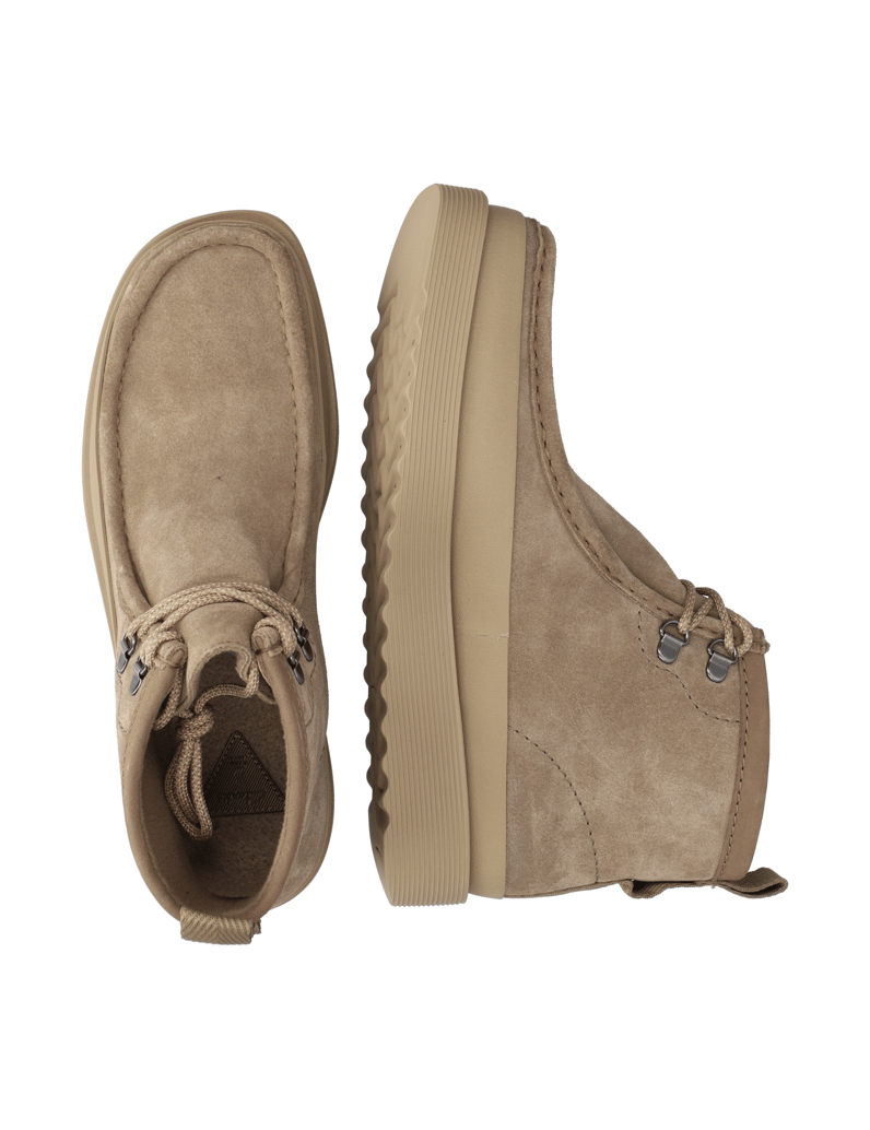 Clarks-WallabeeFTR2Hi-beige
