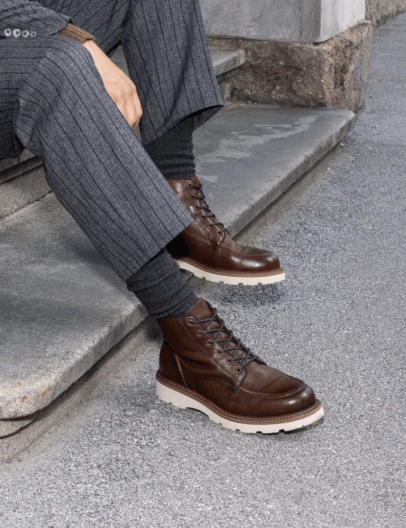 Pat-Calvin-gladko-usnje-gležnjarji-črna