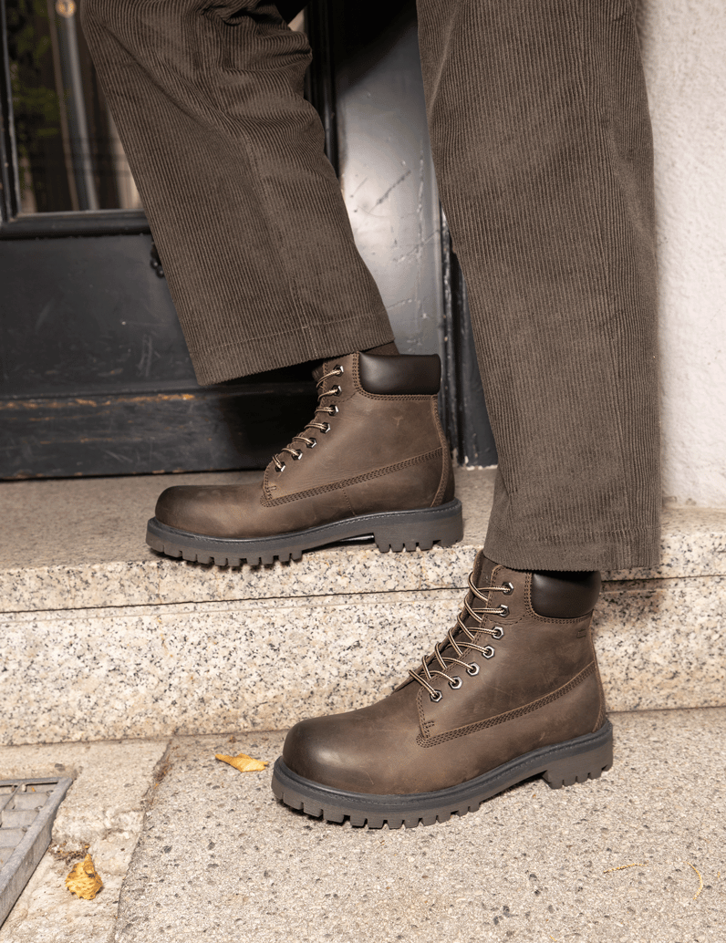 Pat-Calvin-gležnjarji-rumena