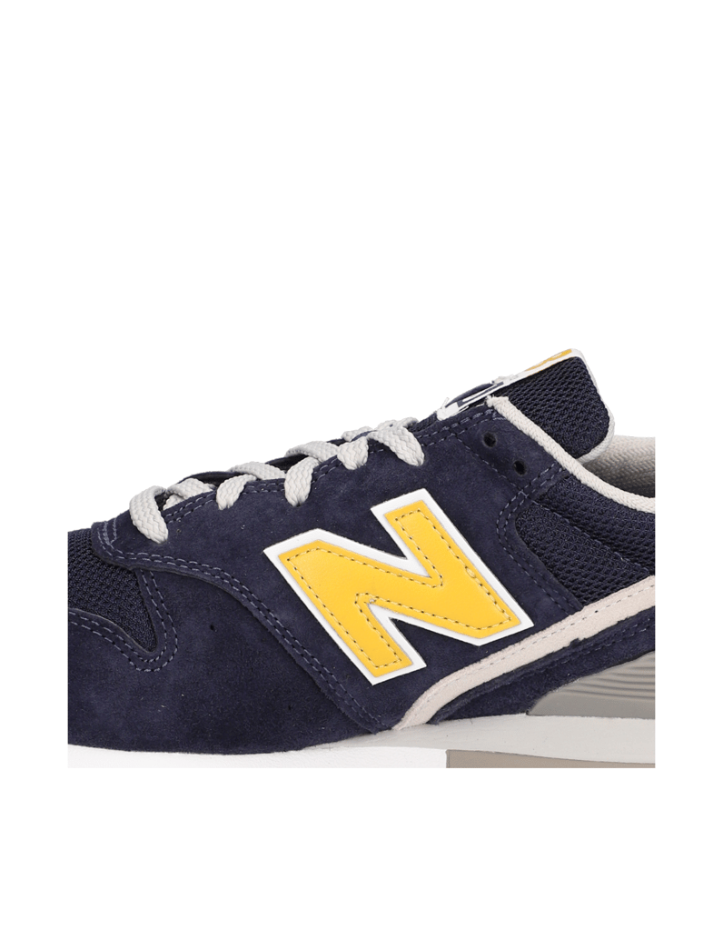 New-Balance-CM996