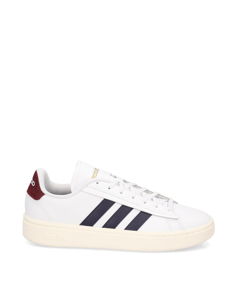 Adidas-tenisky