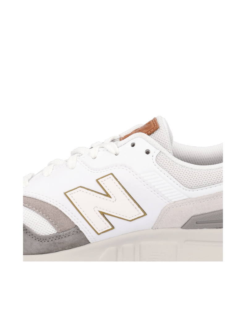 New-Balance-CM997H