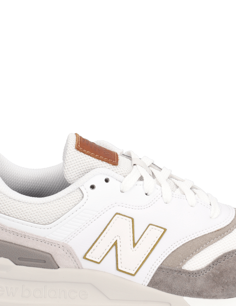 New-Balance-CM997H