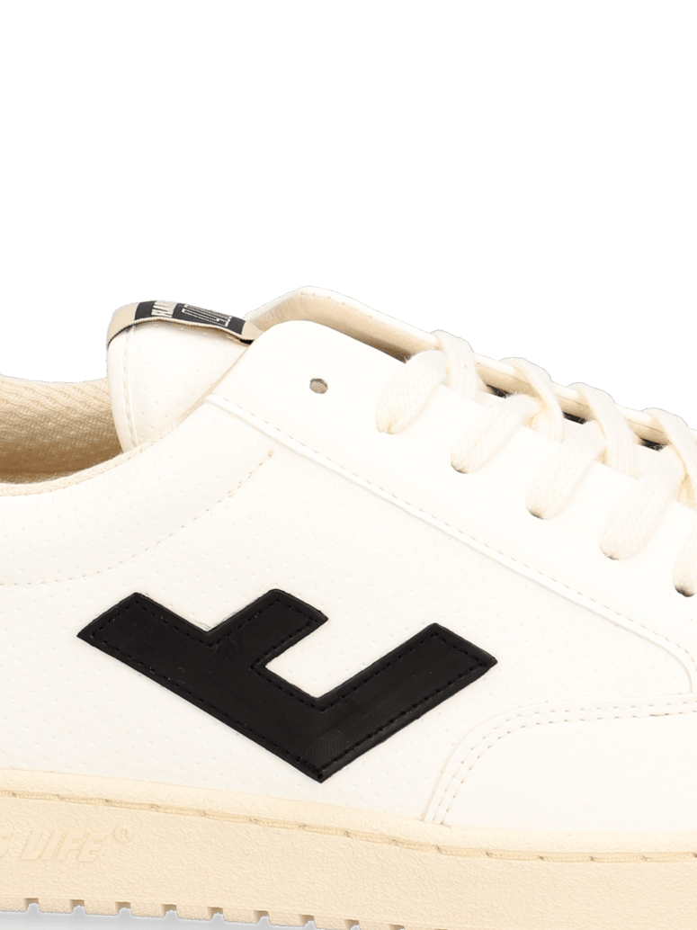 Flamingos‘-Life-White-Black-Cream