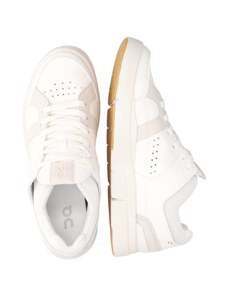 On-The-Roger-Clubhouse-bela