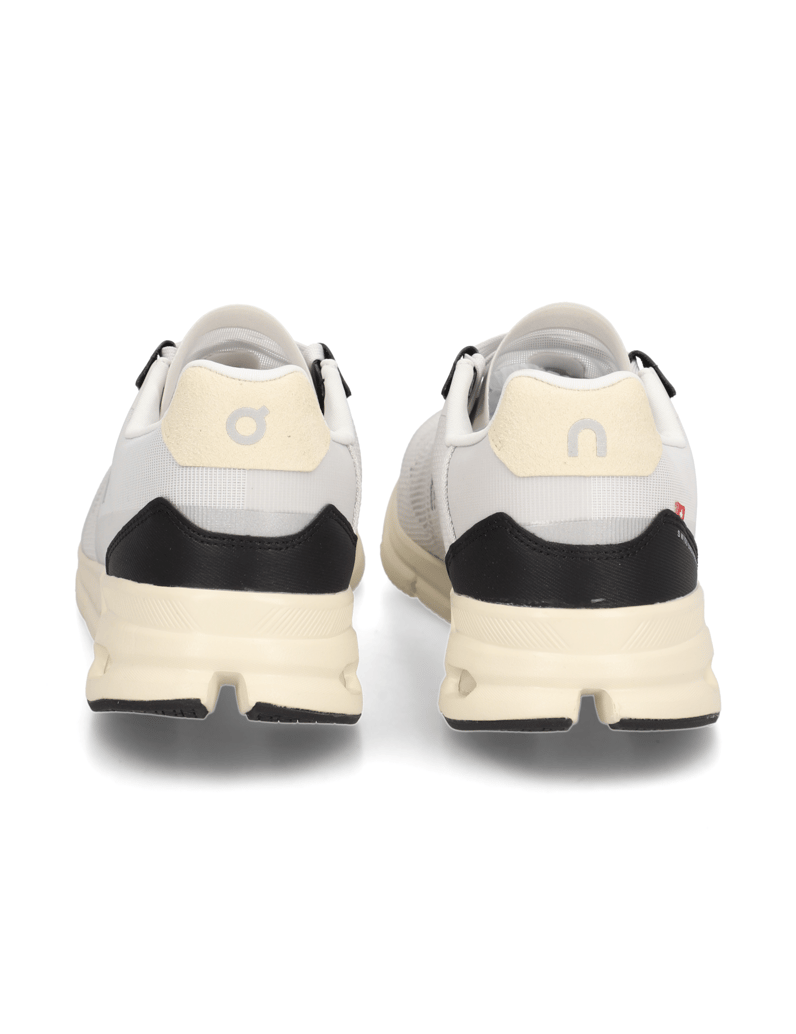 On-Cloudrift-schwarz