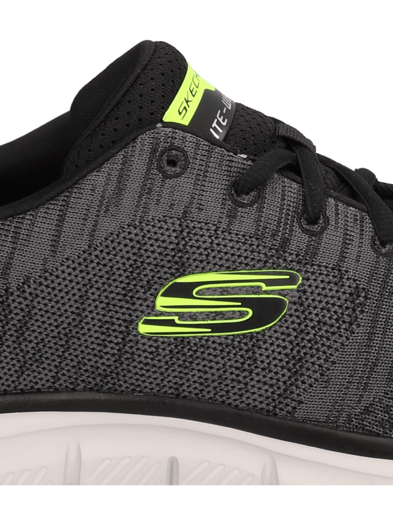 Skechers-TRACK-FRONT-RUNNER