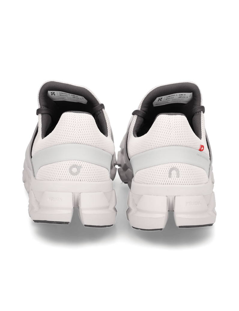 On-Cloudswift-3-AD-weiss