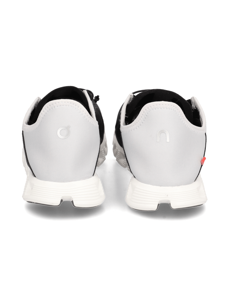 On-Cloud-5-Coast-čierna