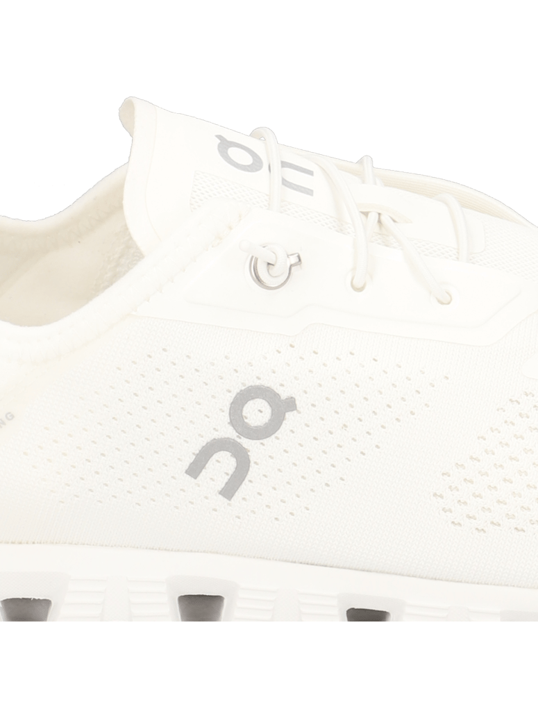 On-Cloud-5-Coast-schwarz