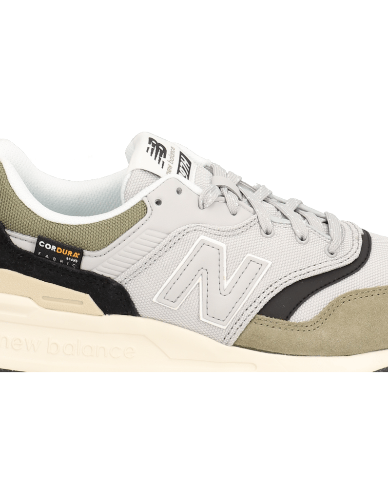 New-Balance-CM997