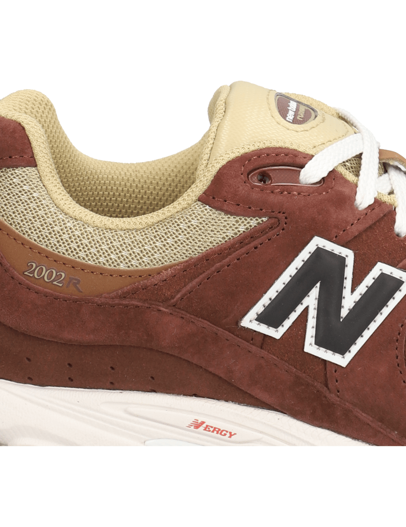 New-Balance-U2002-grau