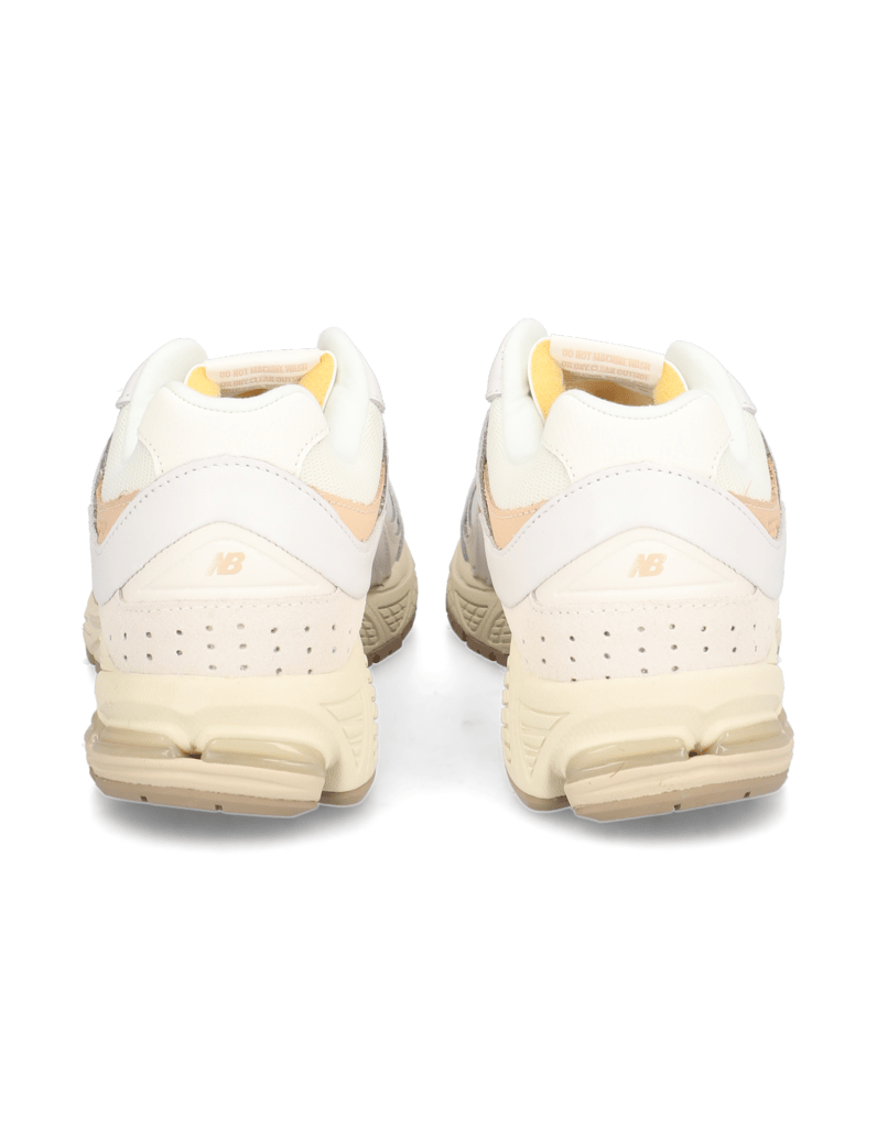 New-Balance-2002R-siva