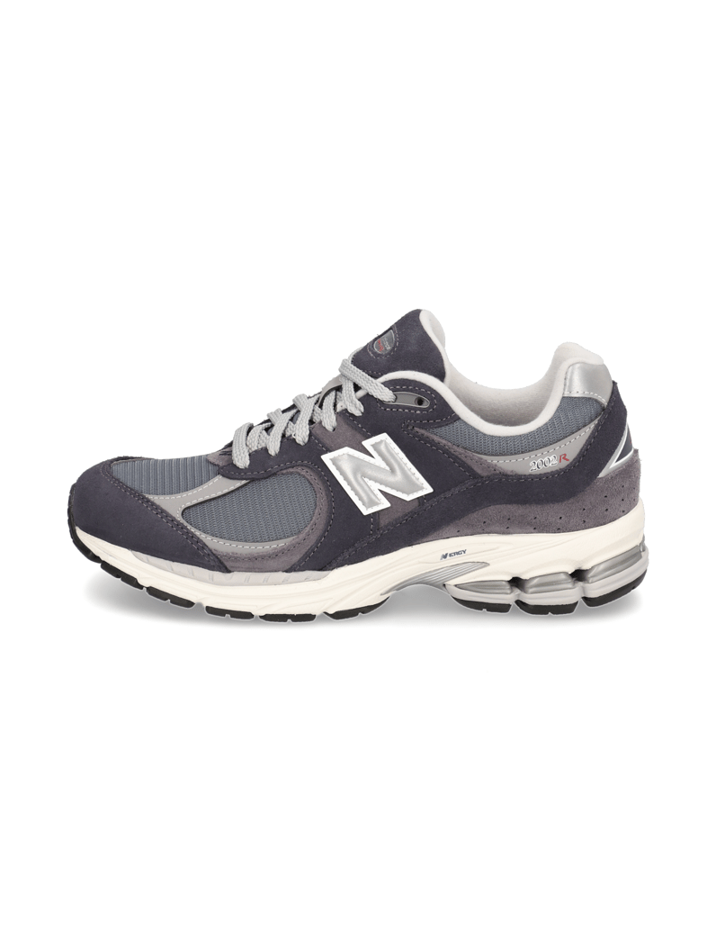 New-Balance-2002R-grau