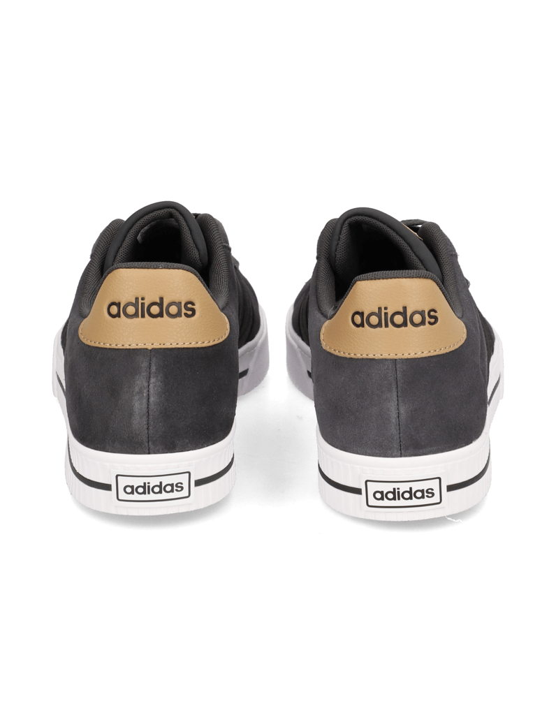 Adidas-DAILY-3.0