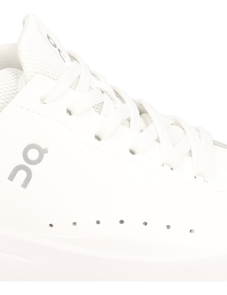 On-The-Roger-Advantage-schwarz