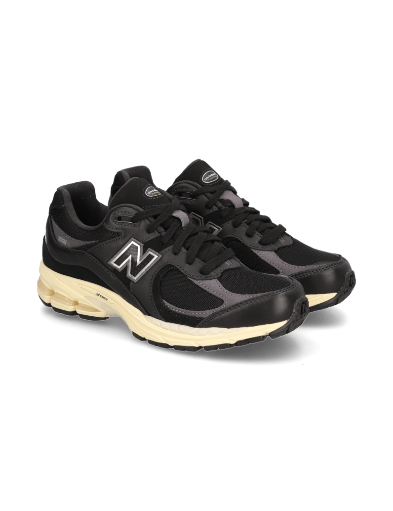 New-Balance-M2002